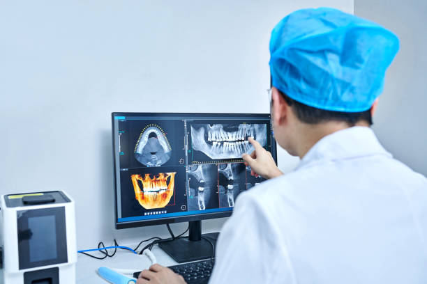 Best Emergency Tooth Extraction in Van Vleck, TX
